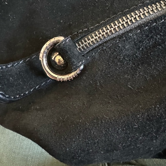 Stuart Weitzman black suede shoulder bag with sherpa - Picture 9 of 12